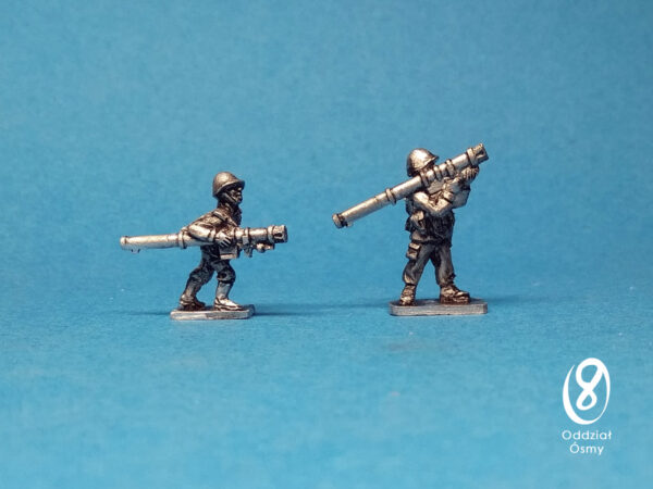 Soviet motor rifles - 9K38 Igla